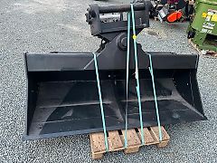 Liebherr Likufix SW48 Rädlinger Schwenkschaufel Grabenräumlöffel