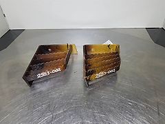 Caterpillar 906 - Stair panel/Trittstufen/Traptreden