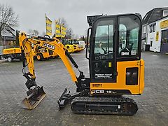 JCB 19C mit Powertilt und Schnellwechseleinrichtung